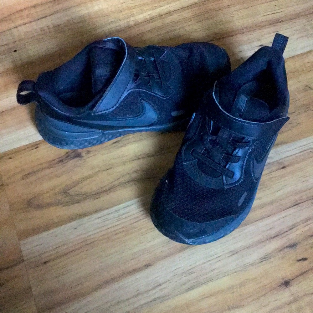 Nike Revolution kids shoes